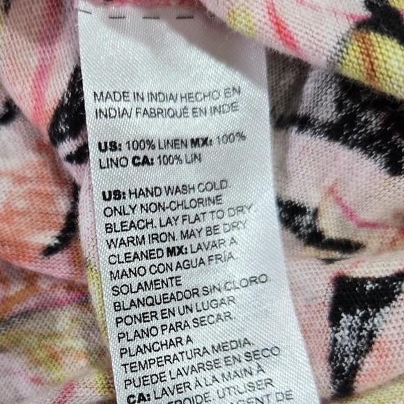 Chico's 100% Linen Pink Yellow Tropical Leaf Split Neck Top Colorful Vacation - Picture 8 of 8